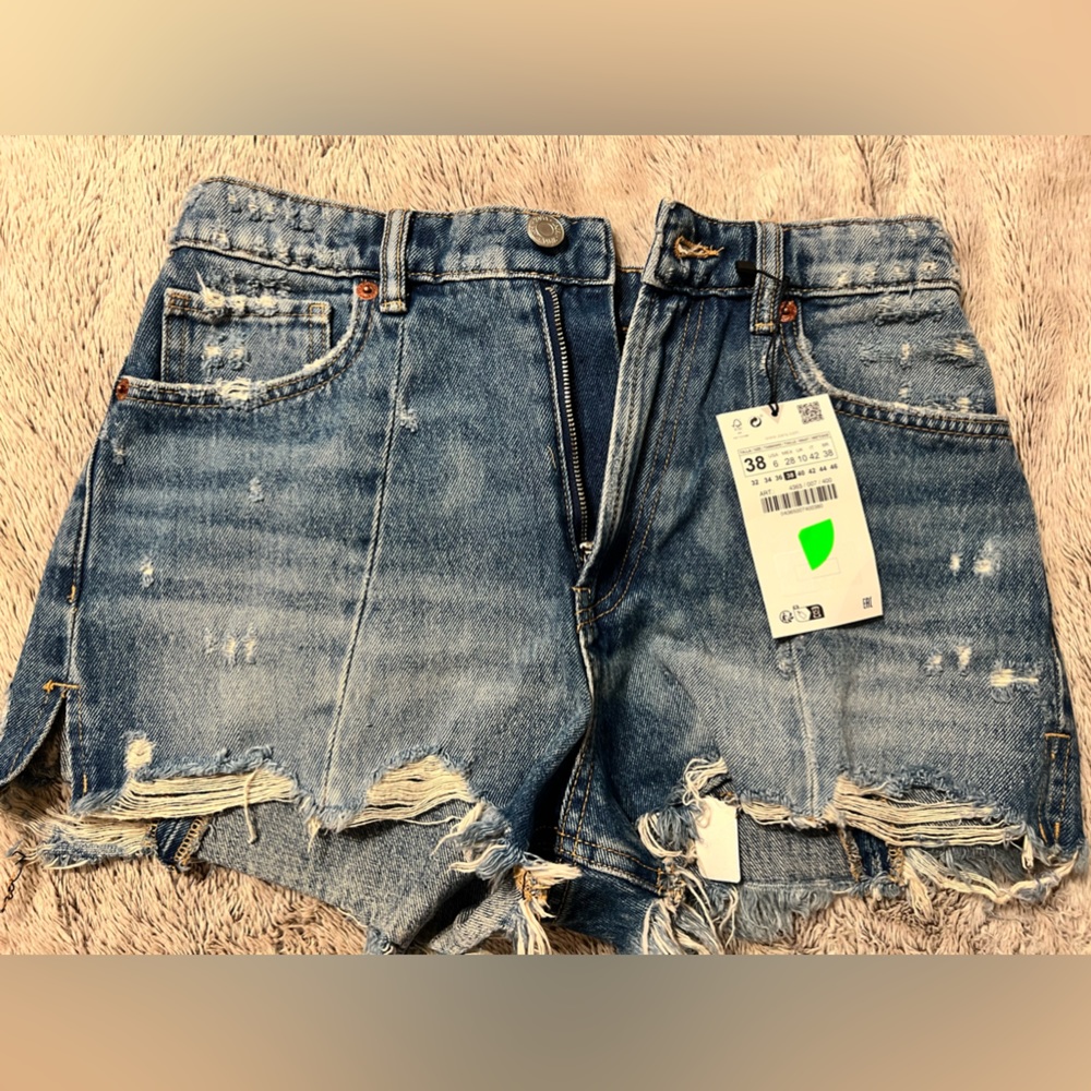 Zara High Waisted Shorts